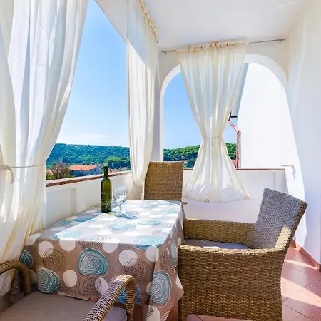 Marija & Lino Daire *