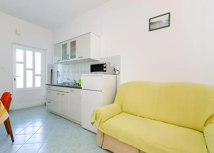 Marija I Lino * ロパール