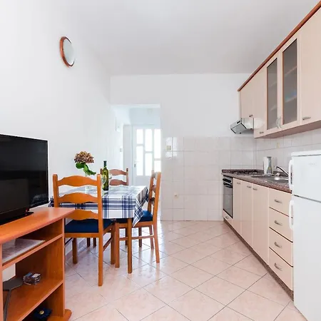 Διαμέρισμα Marija & Lino *