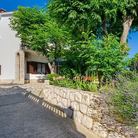 Apartment Marija & Lino *