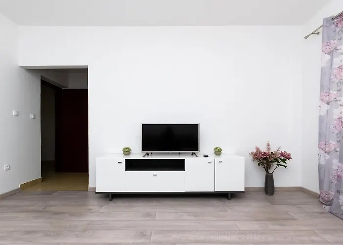 Marija I Lino Apartament Lopar
